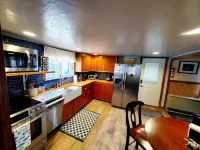 Little Blue Cabin on the Clearwater River! Hotels in Seeley Lake