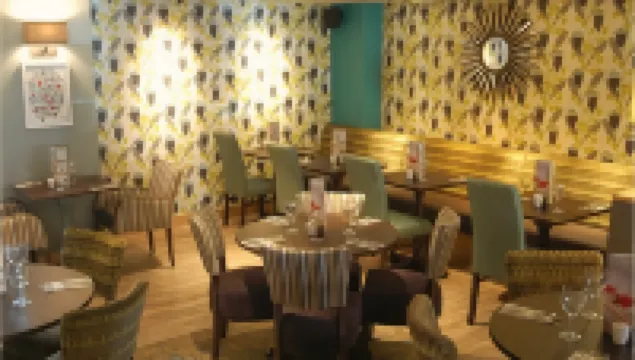 프리미어 인 메도홀 셰필드