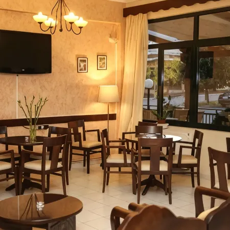 Anixis Hotel