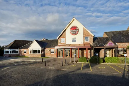 Premier Inn Wigan (M6, J25) Отели в г. Аштон-ин-Макерфилд