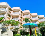 Hawaii Resort Family Suites Hotels in der Nähe von Pantai Pasir Putih Florida Indah Anyer