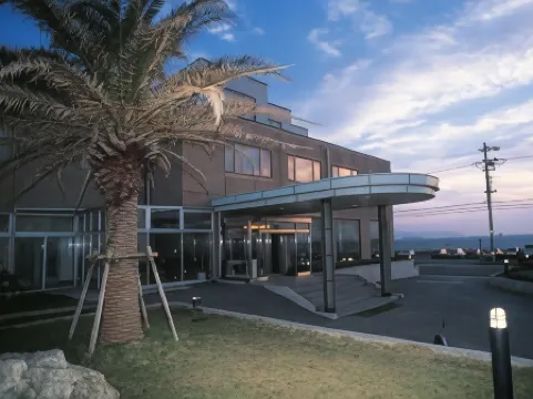夕日海岸翔鶴酒店