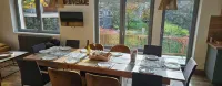 Sunny House with a Terrace, 4 Bedrooms, 2 Bathrooms, Sleeps 9–11 People. - balcony