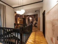 希奈亞城堡 佩列斯城堡（Peles Castle）附近的飯店