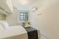 2 Bedroom Apartment 700 m From the Beach Mbr0108