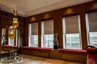 The Famous Floor Sleeps 26 and Group ACC Sleeps30 - Jacuzzi