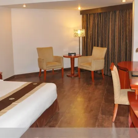 Long Beach Hotel