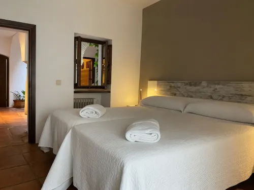 Apartamentos Los Patios de la Judería - Daireler