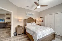 Waterfront/Kayak with Manatees/Heated Pool/Bikes/Firepit/Fish/close to Beaches - Private Pool