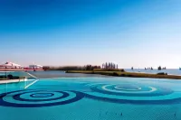 Sheraton Huzhou Taihu Lake Hot Spring Resort & Spa - Pools