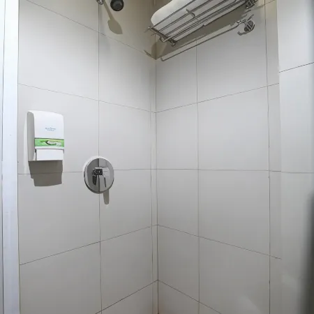 Whiz Hotel Cikini Jakarta