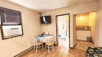Wakaw Inn - Homestays