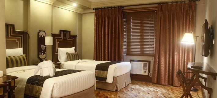Herald Suites Polaris Hotels in Makati