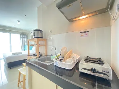 Minimalist Decor Studio Apartment at Gateway Pasteur Hotels in Sukaraja