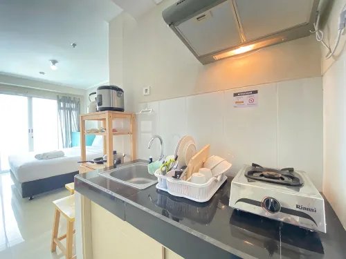 Minimalist Decor Studio Apartment at Gateway Pasteur - Condos