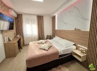 Ginko Boutique Rooms and Wellness - parking