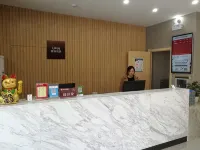 Lanting Youpin Hotel (Jingzhou Jiangling People's Square)