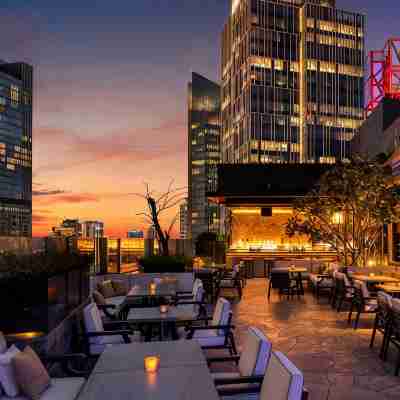 Discovery SCBD Dining/Meeting Rooms