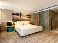 Atour Hotel Xi'an North Railway Station Administrative Center Hotels near Weiyang