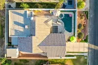Desert Fun 4BR Retreat with Pool - 3-Star