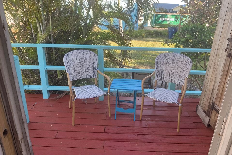 Photo 5 of 6