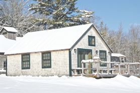 Cottage with a Vista
