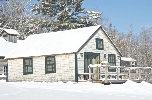 Cottage with a Vista