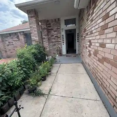 Charming 4-bedroom house with WiFi and AC in delightful San Antonio Hotel Exterior
