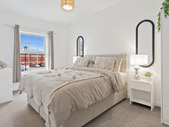 Free Parking | Families |Open plan | Contractors |