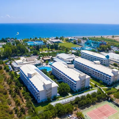 Miarosa Kemer Beach Hotels near كيريس