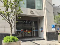 Kunming Passing Clouds Hostel (Nanping Street) Hotel di 