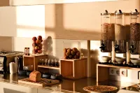 Thalazur Ouistreham - Hôtel & Spa - Frühstück