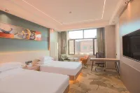 清楓飯店（霍城清水河店） - 停車場