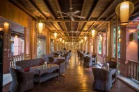 Royal Palace Hotel