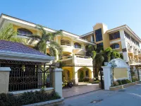 Boracay Holiday Resort Hotels in Malay