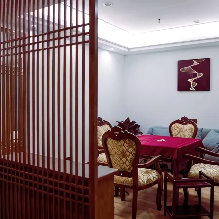 Linshui Zexin Business Hotel