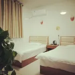 Ruihong Hotel, Luxian County - 2-Star