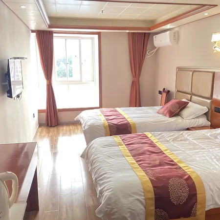 Longli Yajie Hotel