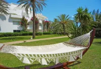 OCEANA Hotel & Spa Отели в г. 