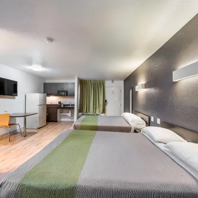 Studio 6 Irving, TX - Irving DFW Airport East Hotels near Verizon