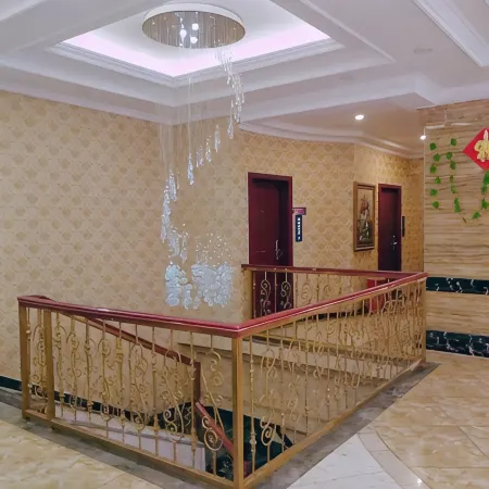 Linshui Fashion Regent Business Hotel