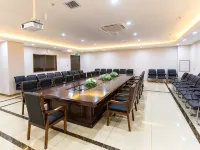 Starway Hotel (Qiqihar Railway Station) Hotels in Qiqihar