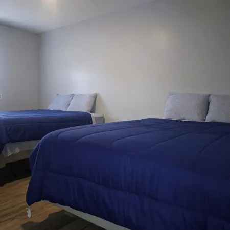 Charming 2-bedroom apartment with WiFi, AC in enjoyable Hemphill
