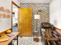 Peaceful A-Frame w/ Hot Tub, Game Room & Loft – Near Dining, Shopping & YSU Hotels in Boardman Township