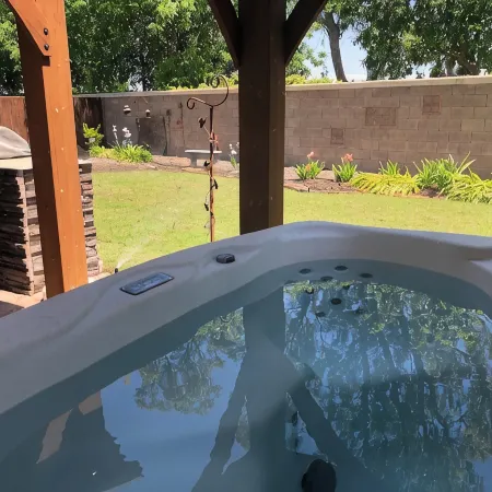 Mondavi Cottage - a VRBO home perfect for university or medical Professionals