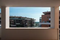 Delightful apartment with large terrace near Leonardo Da Vinci FCO Airport - Condos