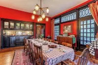 5BEDROOM/6BATHROOM HISTORIC UA CAMPUS HOME - Homestays