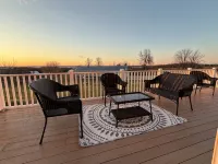 The Lakeview House-Stunning Views-Game Room