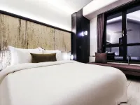 Hotel GMS Hotels near Singil Station