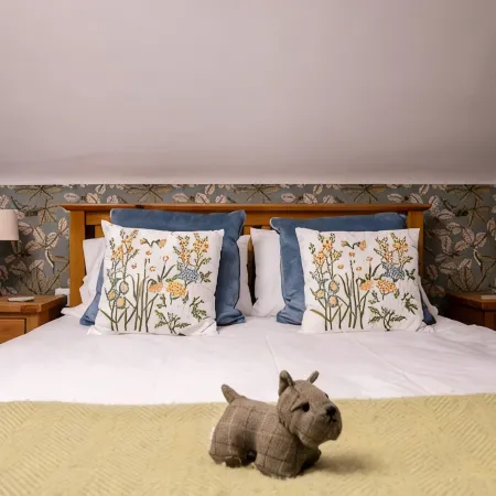 Kirktoun Cottage on Scottish Estate - open fire- enclosed garden- beaches -woods Hotels in Elgin